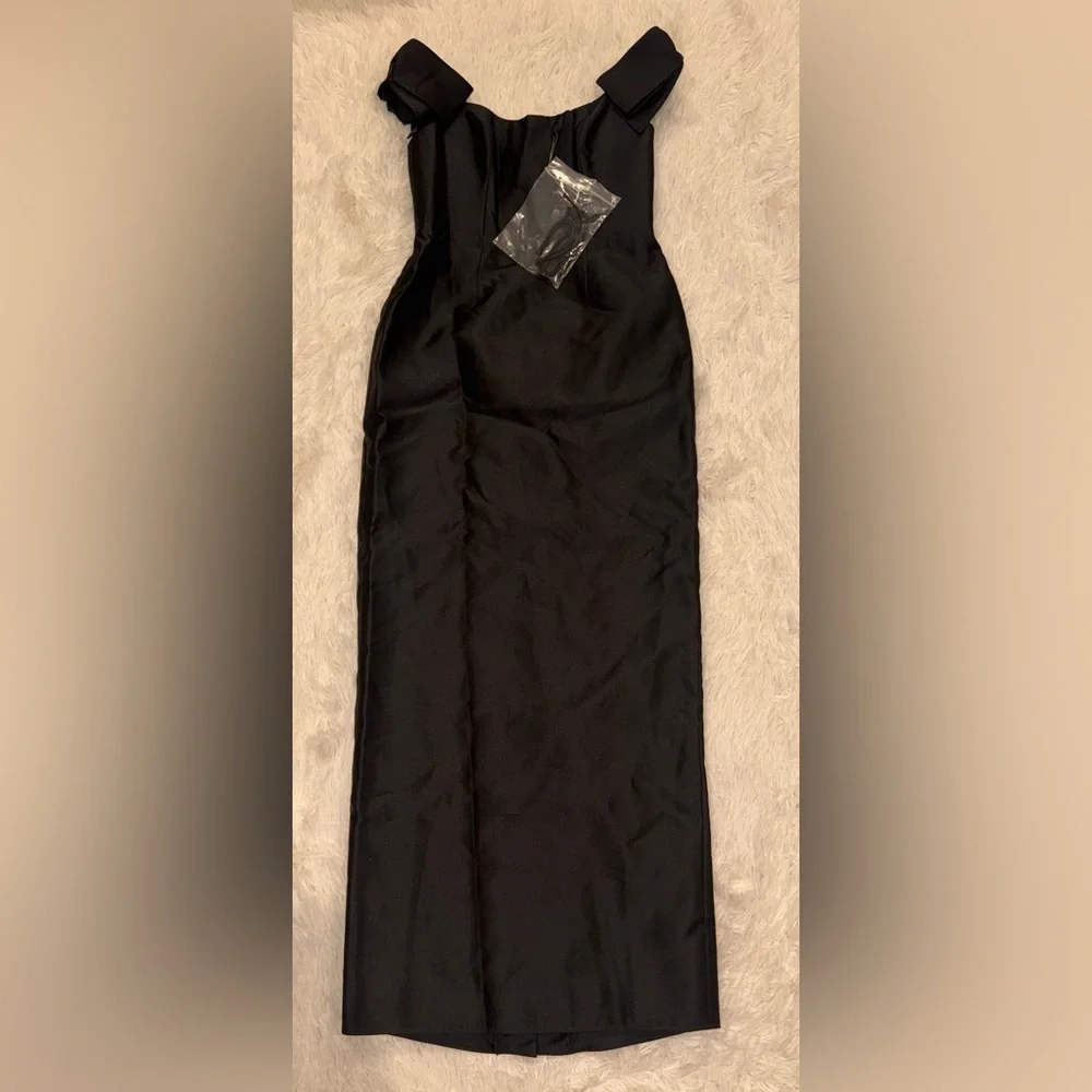 NEW Alfred Sung Bow Basque neck Off the Shoulder Satin Column Black Gown Sz 8 - Picture 3 of 7